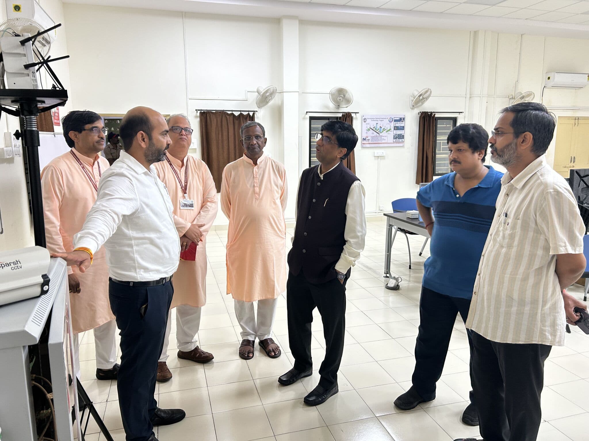 5G Lab Visit by Hon'ble DST Secretary - Image 1
